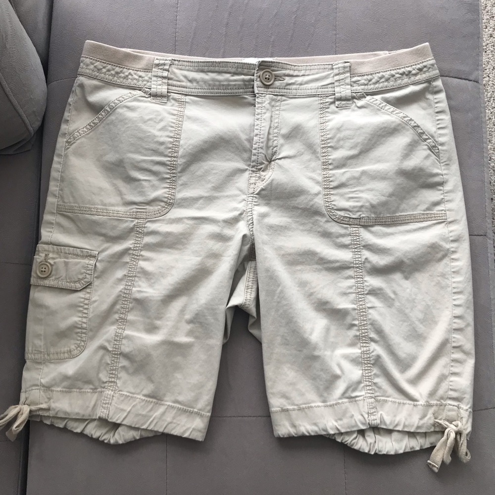 St. John’s Bay cargo bermuda short